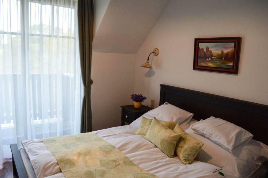 Somhegyi Öreg Hársfák Major Vendégház Bakonybél Extérieur photo