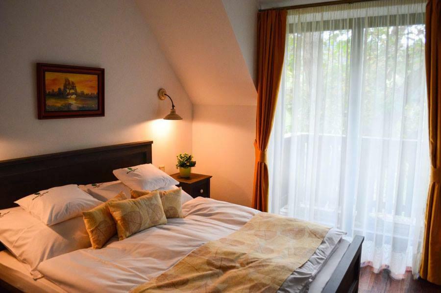 Somhegyi Öreg Hársfák Major Vendégház Bakonybél Extérieur photo