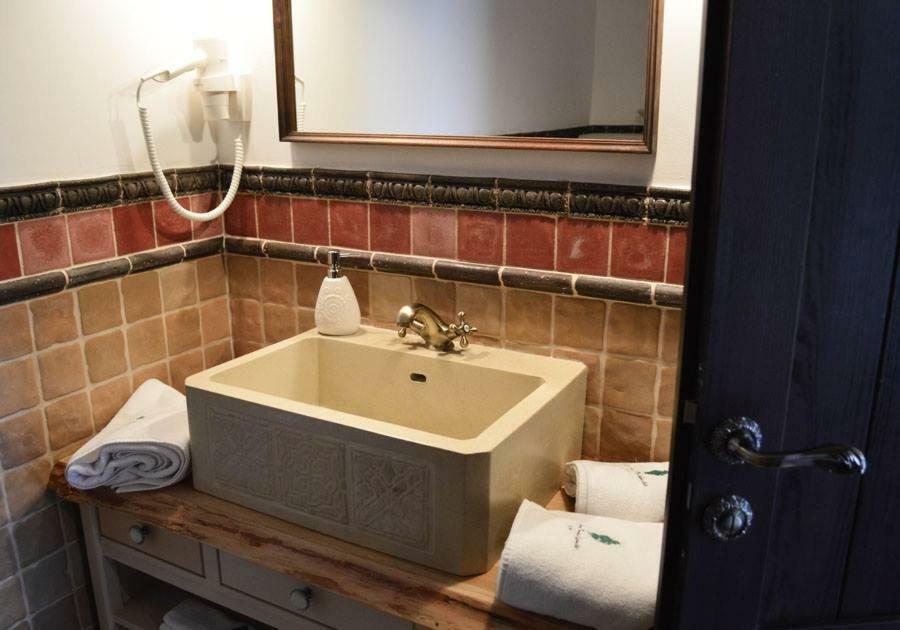 Somhegyi Öreg Hársfák Major Vendégház Bakonybél Extérieur photo