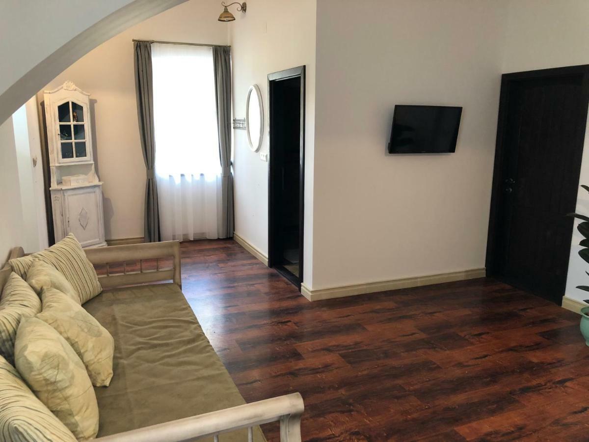 Somhegyi Öreg Hársfák Major Vendégház Bakonybél Extérieur photo